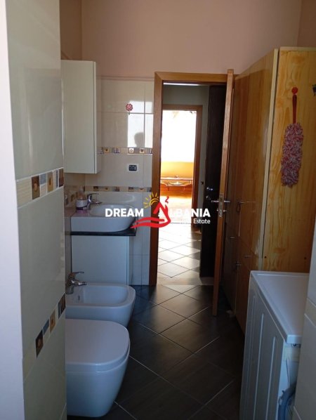 Tirane, jepet me qera apartament 2+1 , 70 m² 650 € (Rruga e Elbasanit)