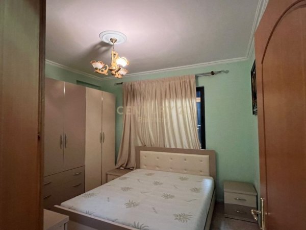 Tirane, jepet me qera 1+1+Ballkon Kati 3, 60 m² 600 € 