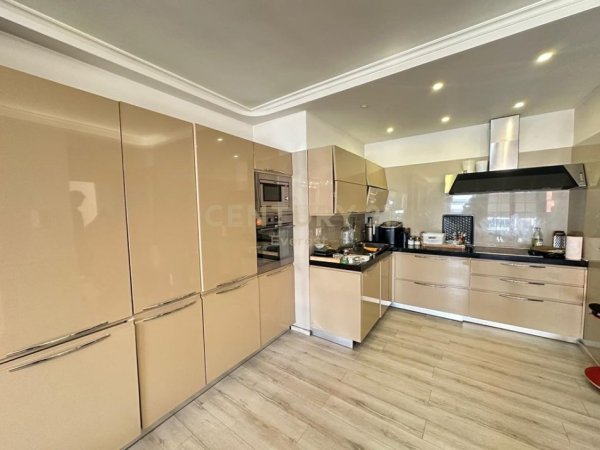 Tirane, shitet apartament 2+1 Kati 5, 107 m² 220.000 € 