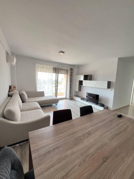 Tirane, jepet me qera apartament 2+1 Kati 5, 850 € 