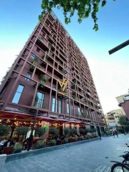 Tirane, jepet me qera apartament 1+1+Ballkon Kati 14, 87 m² 1.100 € (GARDEN BUILDING, RRUGA E KAVAJES)