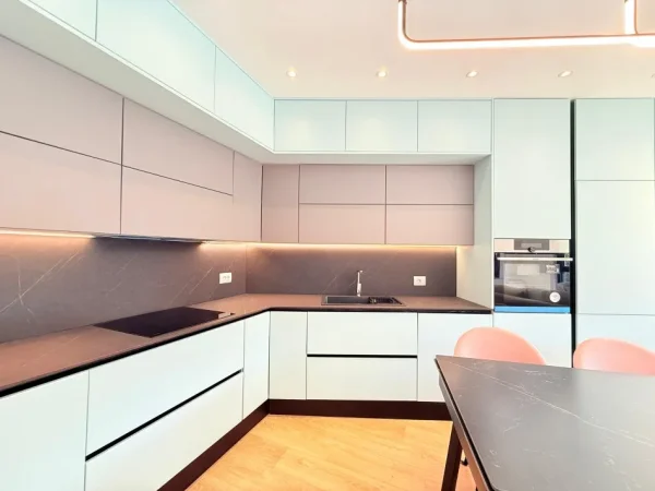 Tirane, jepet me qera apartament 2+1 Kati 2, 90 m² 1.500 € (Kopeshti Zoologjik)