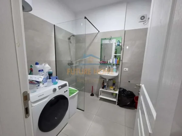 Tirane, jepet me qera apartament 2+1 Kati 5, 104 m² 700 € (Kompleksi ASL)