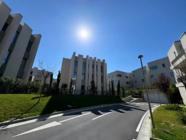 Tirane, shitet apartament 2+1 , 136 m² 350.000 € (green valley residence)