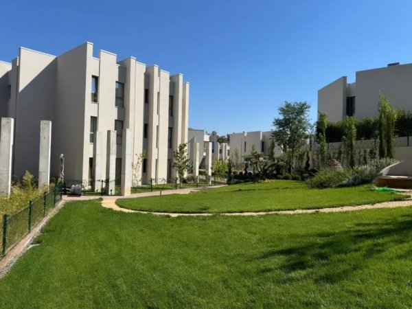 Tirane, shitet apartament 2+1 , 136 m² 350.000 € (green valley residence)