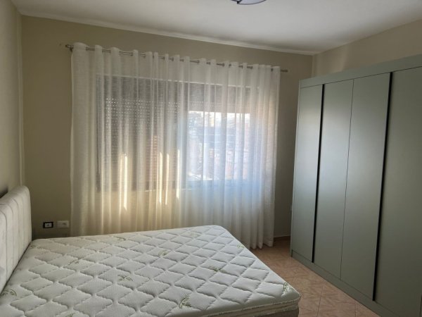 🏠 Jepet me Qira  Super Apartamenti  1+1 ne Qender te Tiranes tek Prokuroria , Kati 5, 65 m² 550 €URO