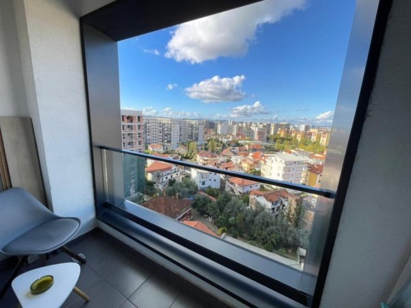 Tirane, shitet garsonier 1+1 Kati 10, 30 m² 93.000 € (Kompleksin “Magnet”)