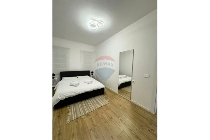 Tirane, jepet me qera apartament 1+1+Ballkon Kati 4, 60 m² 600 € (Rruga e Saraceve)