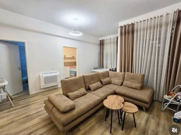 Tirane, jepet me qera apartament 1+1 Kati 4, 62 m² 450 € (Kompleksi Mangalem)