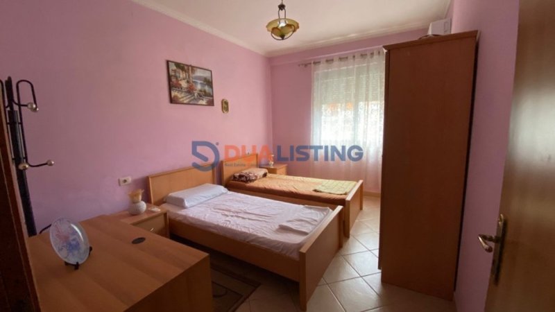 Tirane, jepet me qera apartament 2+1 Kati 3, 120 m² 550 € (Astir)