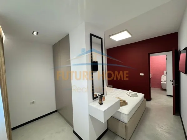 Shitet, 2 Apartamente 1+1 dhe një Studio, Rruga Kavajës, Tiranë 330,000 €