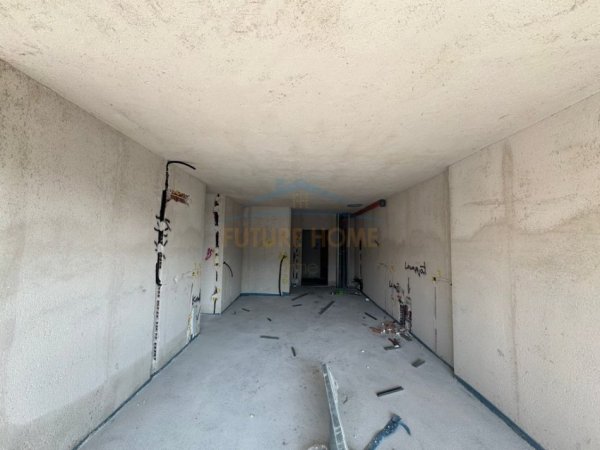 Shitet, Apartament 1+1, Residenca White Tower, Komuna e Parisit 230,000 €