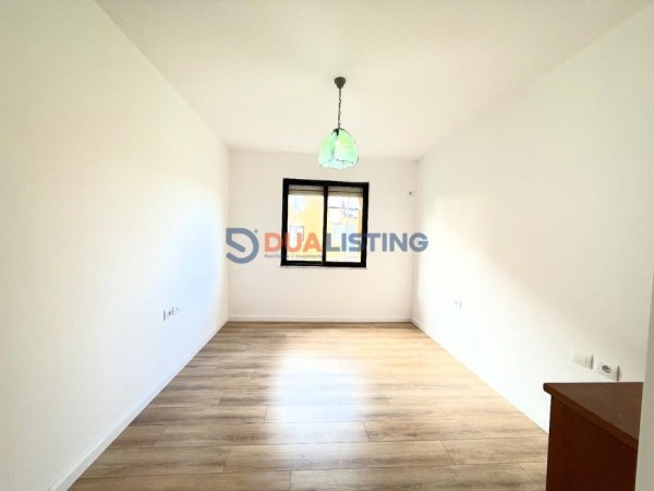 Tirane, shes apartament 2+1 Kati 5, 81 m² 165.000 € (ish fusha e aviacionit)