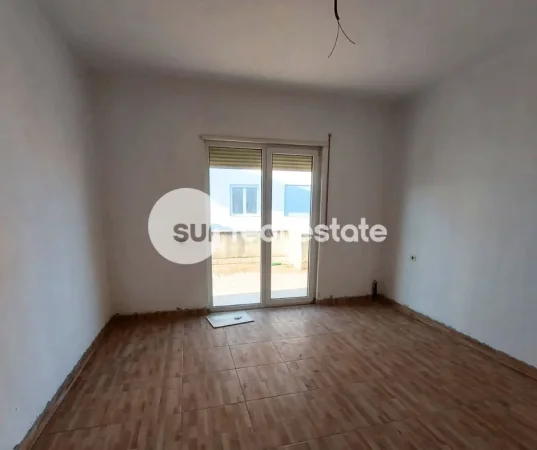 Shkoder, shitet apartament 3+1+Ballkon Kati 6, 230 m² 286.000 € (QENDER)