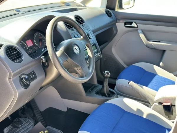 Durres, shitet makine VOLKSWAGEN CADDY MAX 1.9 Nafte, blu manuale Klima