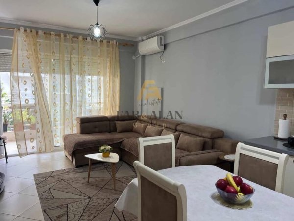 Tirane, shitet apartament 1+1 Kati 2, 69 m² 102.000 € (Rruga e Teleferikut, Fresku)