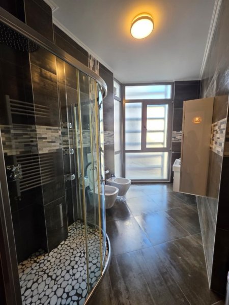 APARTAMENT 2+1+POST PARKIMI  ME QERA, RRUGA E KOSOVAREVE