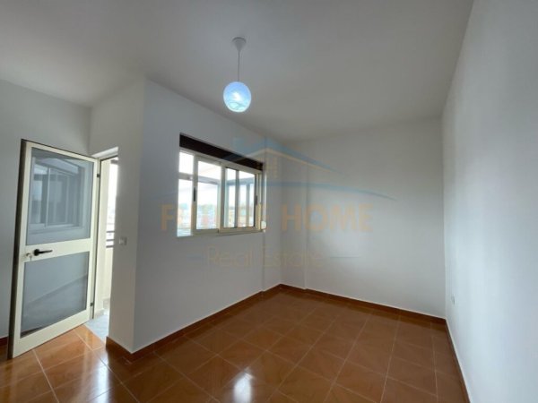 Durres, shitet apartament 2+1+Ballkon Kati 7, 95 m² 