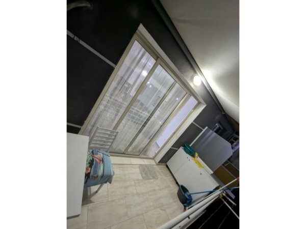 Tirane, jap me qera apartament 1+1 Kati 2, 60 m² 400 € (Shkoze)