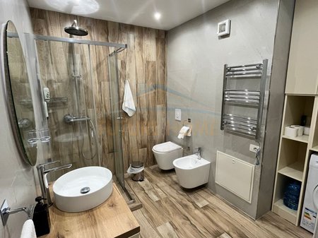 Durres, shitet apartament 1+1 Kati 7, 88 m² 190.000 € 