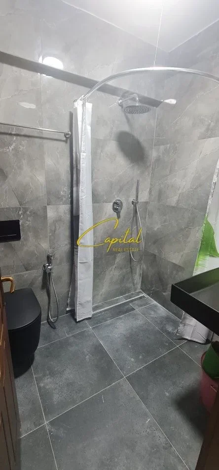 Tirane, jepet me qera apartament 2+1 Kati 2, 100 m² 570 € (RRUGA DRITAN HOXHA)