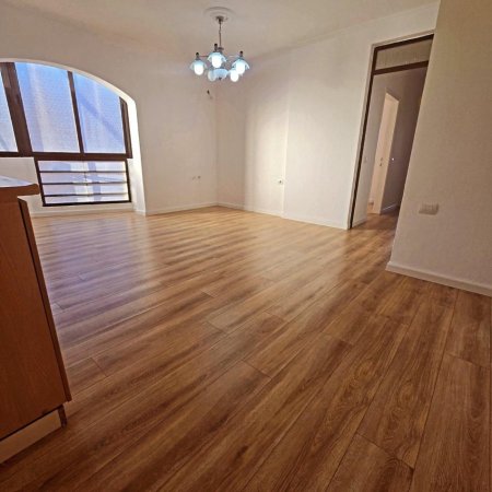 Tirane, shitet apartament 2+1 Kati 5, 81 m² 165.000 € (Fusha e Aviacionit.)