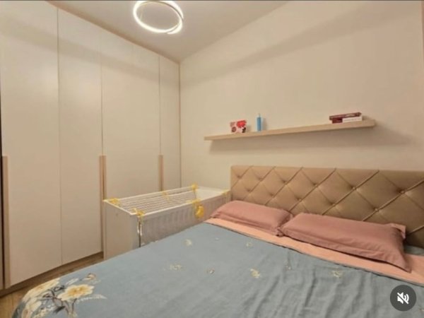 Tirane, jap me qera apartament 1+1 Kati 4, 62 m² 450 € (Ali Demi)