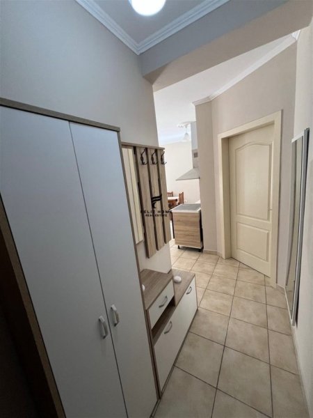 Tirane, jepet me qera apartament 1+1 Kati 6, 64 m² 400 € (ASTIR)