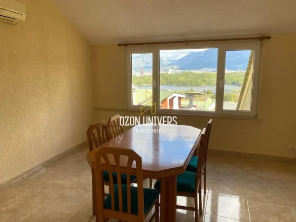 Tirane, jepet me qera apartament+verande | Penthouse 3+1+Ballkon Kati 6, 356 m² 1.500 € (Liqeni i Thatë)