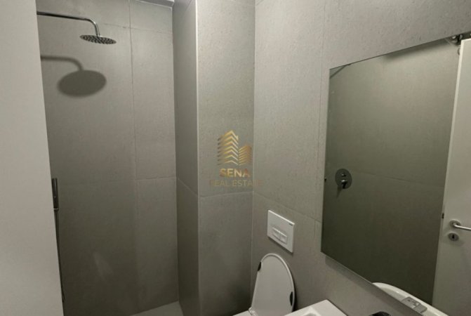 Tirane, jepet me qera apartament 1+1+Ballkon Kati 8, 55 m² 450 € (Rruga Pasho Hysa)