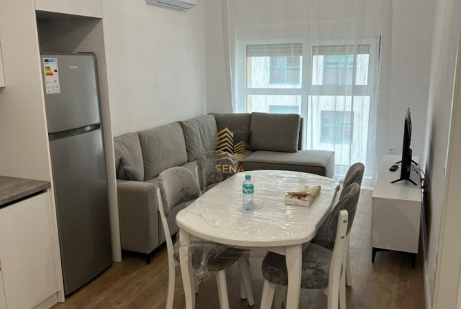 Tirane, jepet me qera apartament 1+1+Ballkon Kati 8, 55 m² 450 € (Rruga Pasho Hysa)
