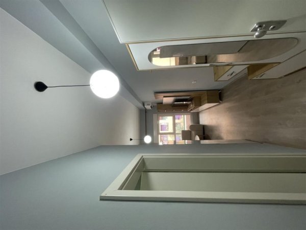 Tirane, jepet me qera apartament 2+1 Kati 3, 80 m² 550 € (ALI DEMI)