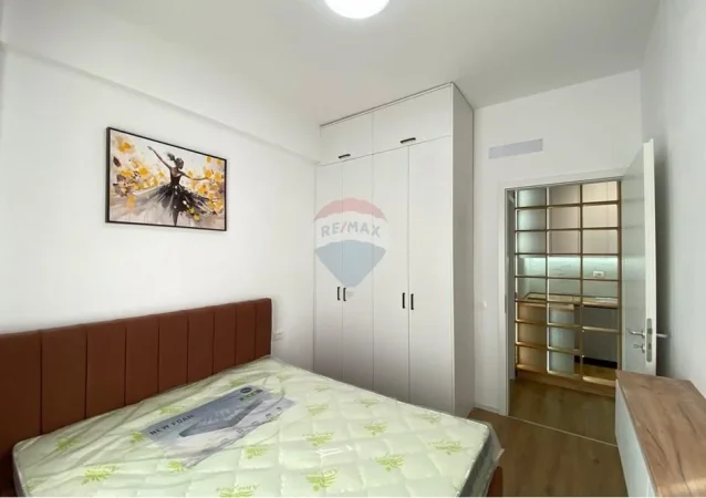 Tirane, shitet apartament 1+1 Kati 3, 50 m² 80.000 € (Rruga Bamir Topi, Tiranë)