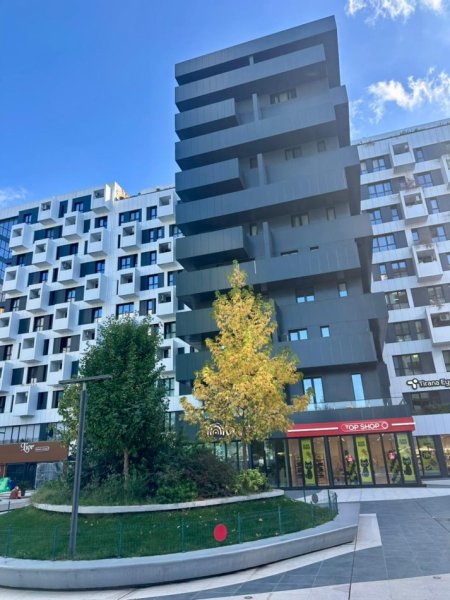 Tirane, jepet me qera zyre , 66 m² 550 € (Square 21)