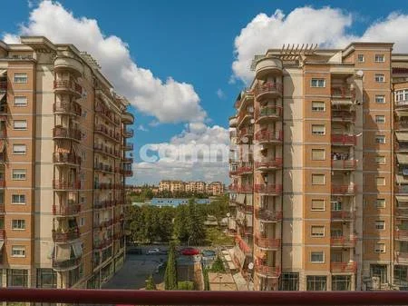 Tirane, shitet apartament 3+1 Kati 5, 128 m² 240.000 € (don bosko)