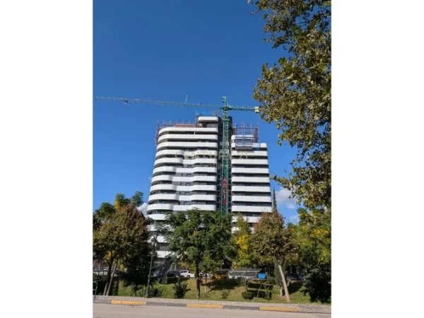 Tirane, shitet apartament 2+1+Aneks+Ballkon Kati 2, 108 m² 269.900 € (Corner Rezidenc)