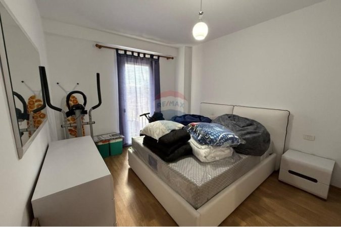 Tirane, shitet apartament 1+1+Aneks+Ballkon Kati 5, 67 m² 140.000 € (Kompleksi AnA)