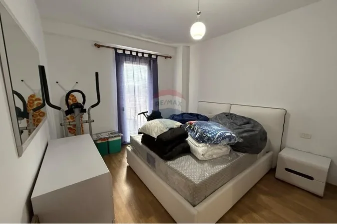 Tirane, shitet apartament 1+1+Aneks+Ballkon Kati 5, 67 m² 140.000 € (Kompleksi AnA)