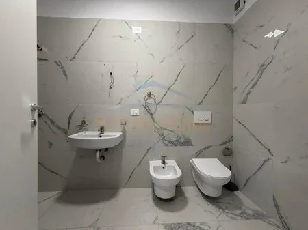 Tirane, shitet apartament 2+1 Kati 1, 86 m² 210.000 € 