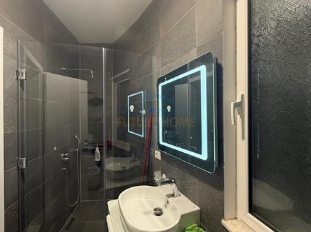 Tirane, shitet apartament 3+1 Kati 4, 131 m² 141.000 € 