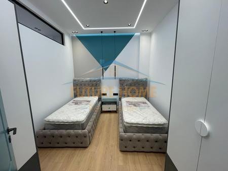 Tirane, jepet me qera apartament 2+1 Kati 1, 90 m² 1.000 € 