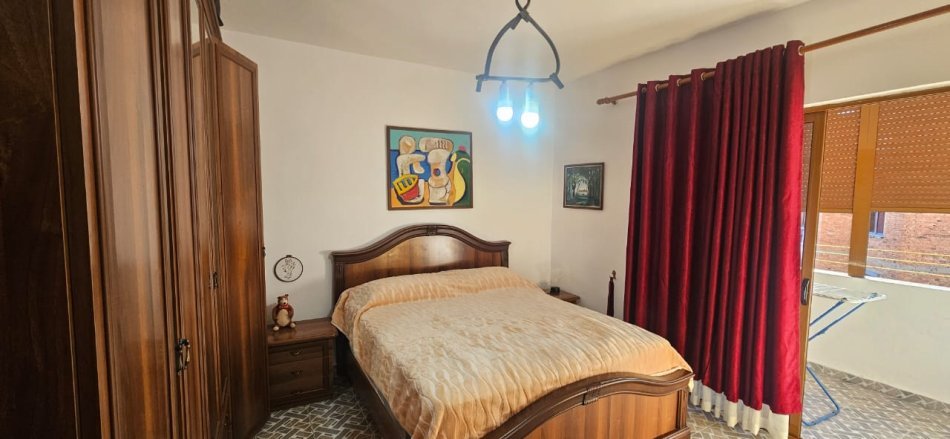 Tirane, jepet me qera apartament 1+1+Ballkon Kati 4, 71 m² 450 € (Restorant Alteo)