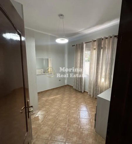 Tirane, jepet me qera shtepi 1+1 Kati 1, 50 m² 450 € (Rruga Dervish Luzha)