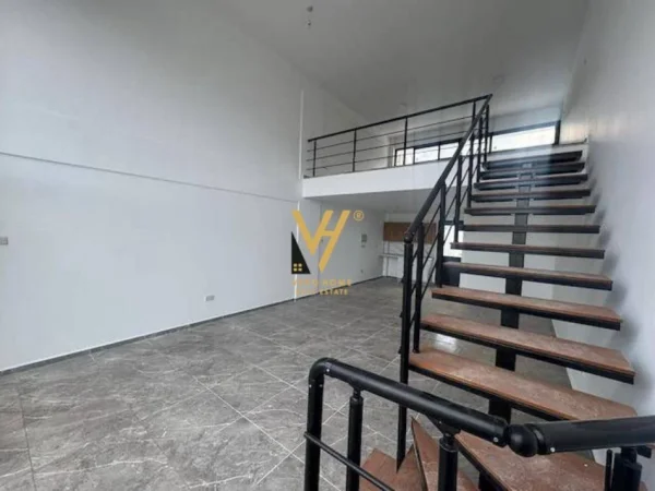 Tirane, shitet ambjent biznesi Kati 0, 93 m² 145.000 € (SHKOLLA E BALETIT)