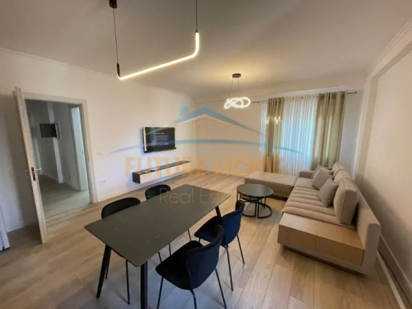 Tirane, jepet me qera apartament 2+1 Kati 2, 99 m² 800 € (Kodra e Diellit)