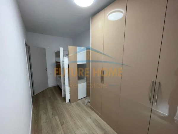 Tirane, jepet me qera apartament 2+1 Kati 2, 99 m² 800 € (Kodra e Diellit)