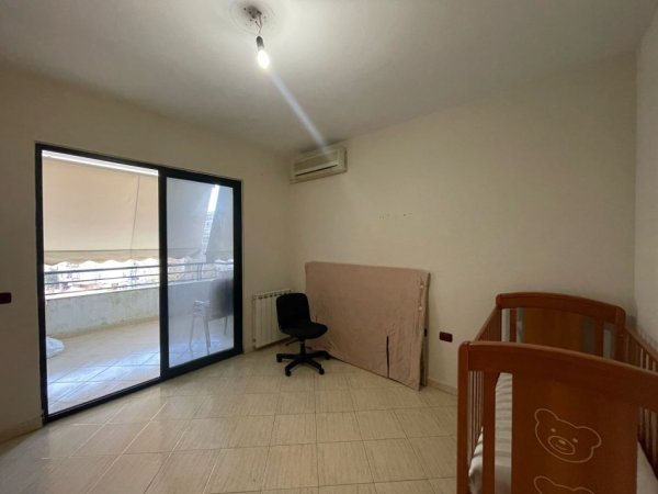 Tirane, jepet me qera apartament 4+1+Aneks+Ballkon Kati 4, 200 m² (zogu i zi)