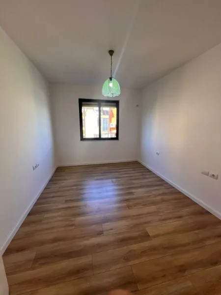 Tirane, shitet apartament 2+1 Kati 5, 81 m² 165.000 € 