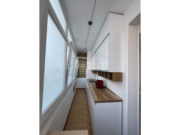 Tirane, shitet apartament 1+1 Kati 2, 69 m² 210.000 € (Kafe Flora)