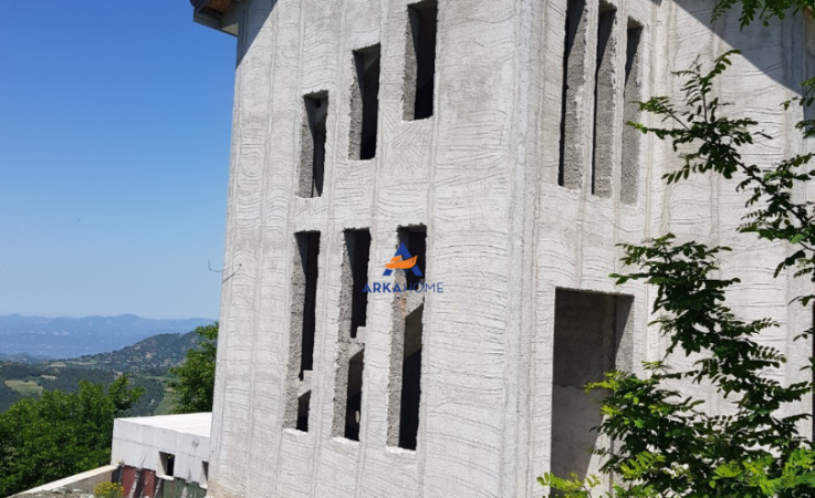 Elbasan, shitet hotel Kati 0, 1.500 m² 1.300.000 € (elbasan, gjinar)